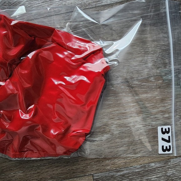 PINK ROSE‎ Red Blouse Womens Medium Short Sleeve Knot Front Chest Pocket Shirt - Picture 15 of 15